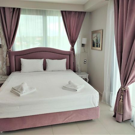 Light Blue Hotel Nea Kallikrateia Екстериор снимка
