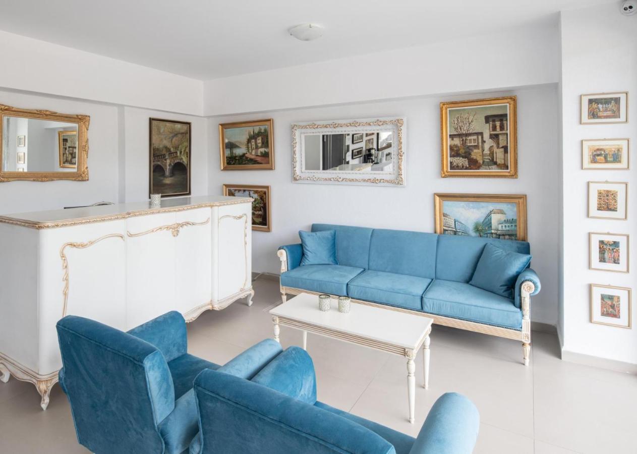 Light Blue Hotel Nea Kallikrateia Екстериор снимка