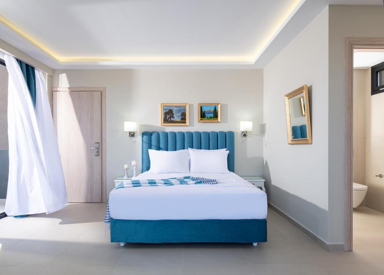 Light Blue Hotel Nea Kallikrateia Екстериор снимка