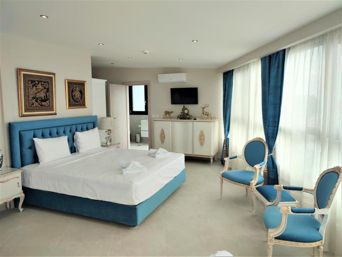 Light Blue Hotel Nea Kallikrateia Екстериор снимка