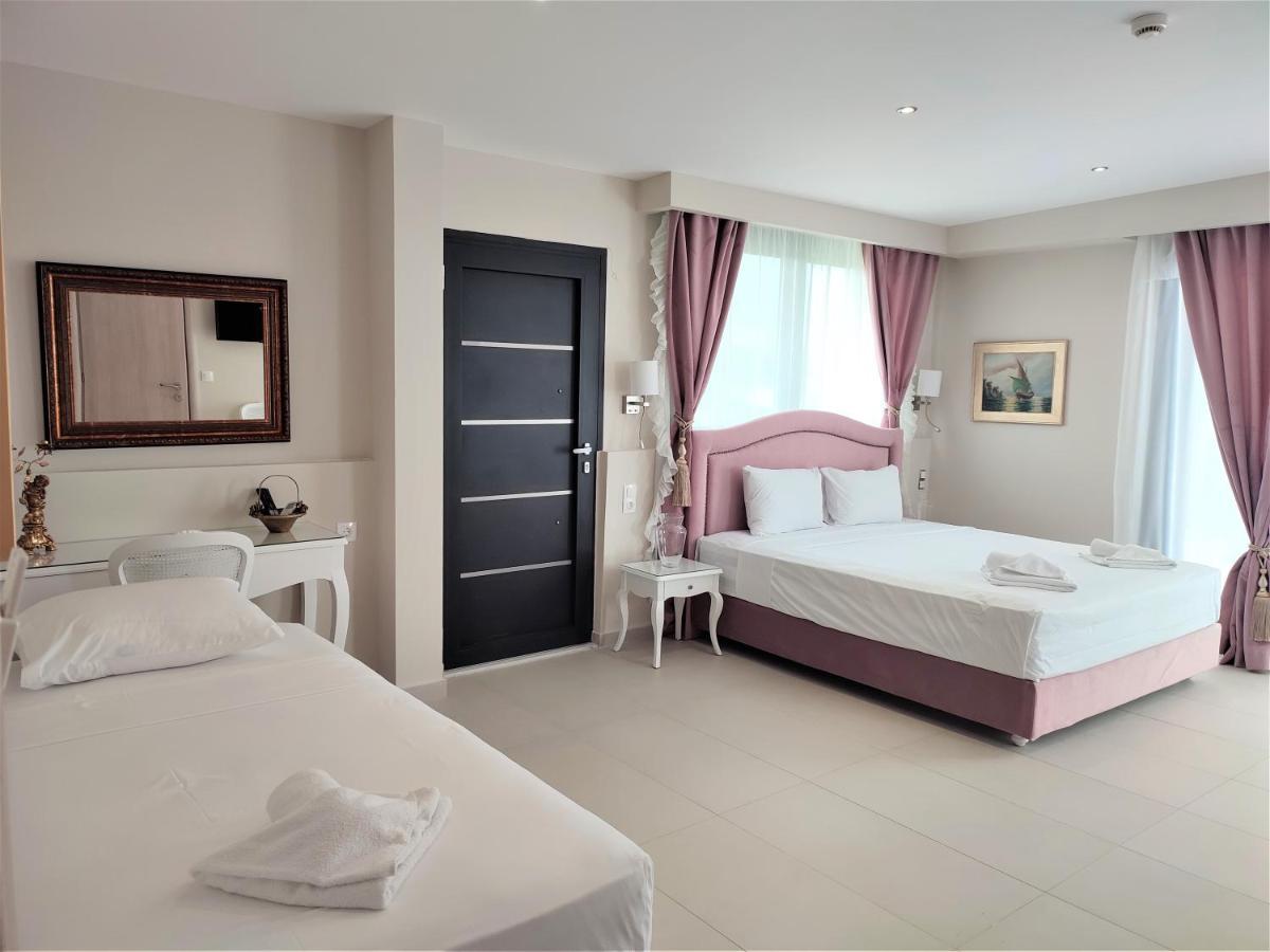 Light Blue Hotel Nea Kallikrateia Екстериор снимка