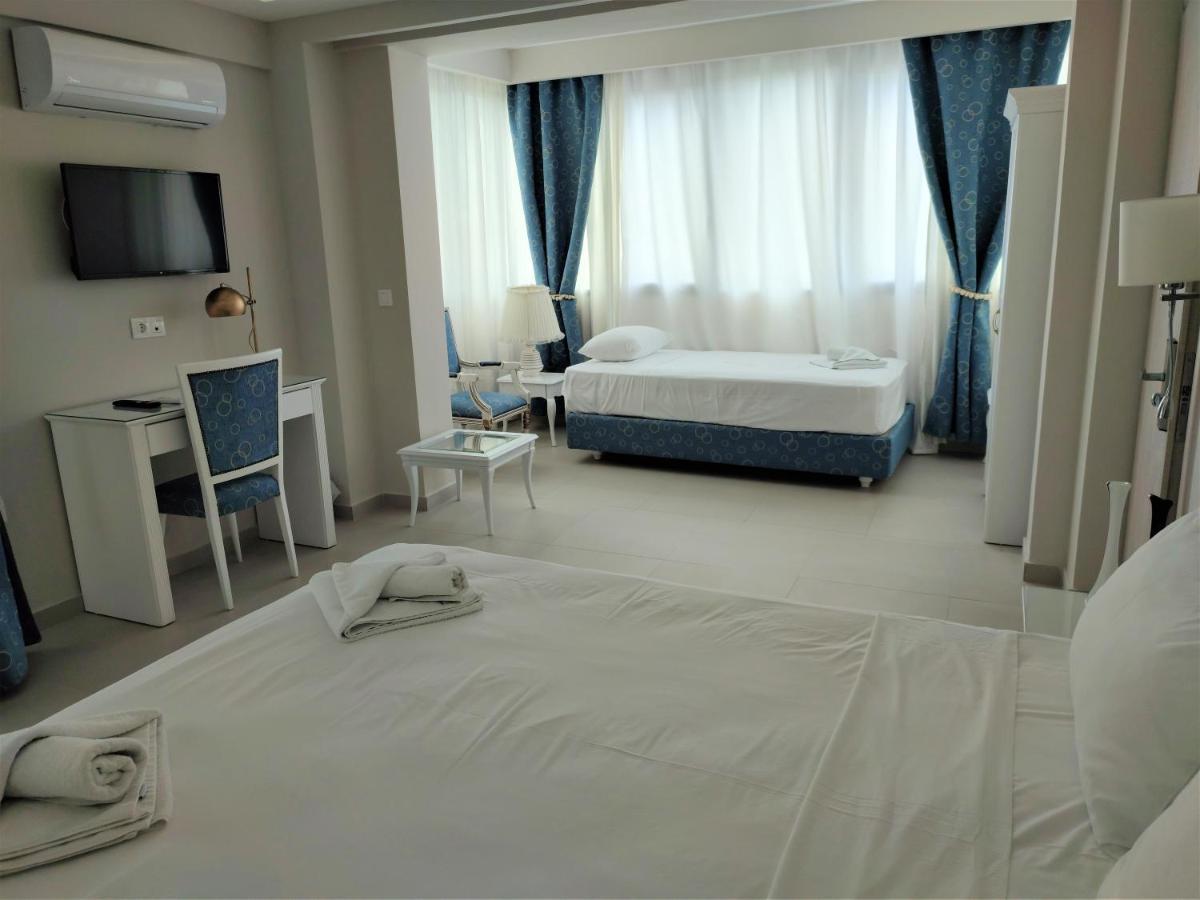 Light Blue Hotel Nea Kallikrateia Екстериор снимка